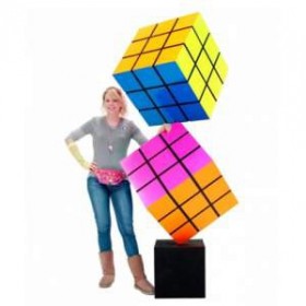 Totem Rubik's cube 235cm