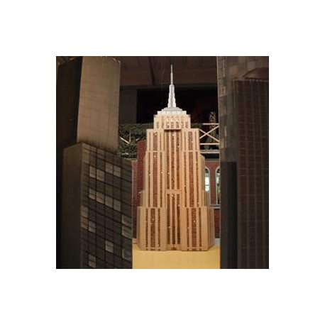 Empire State Building 413cm